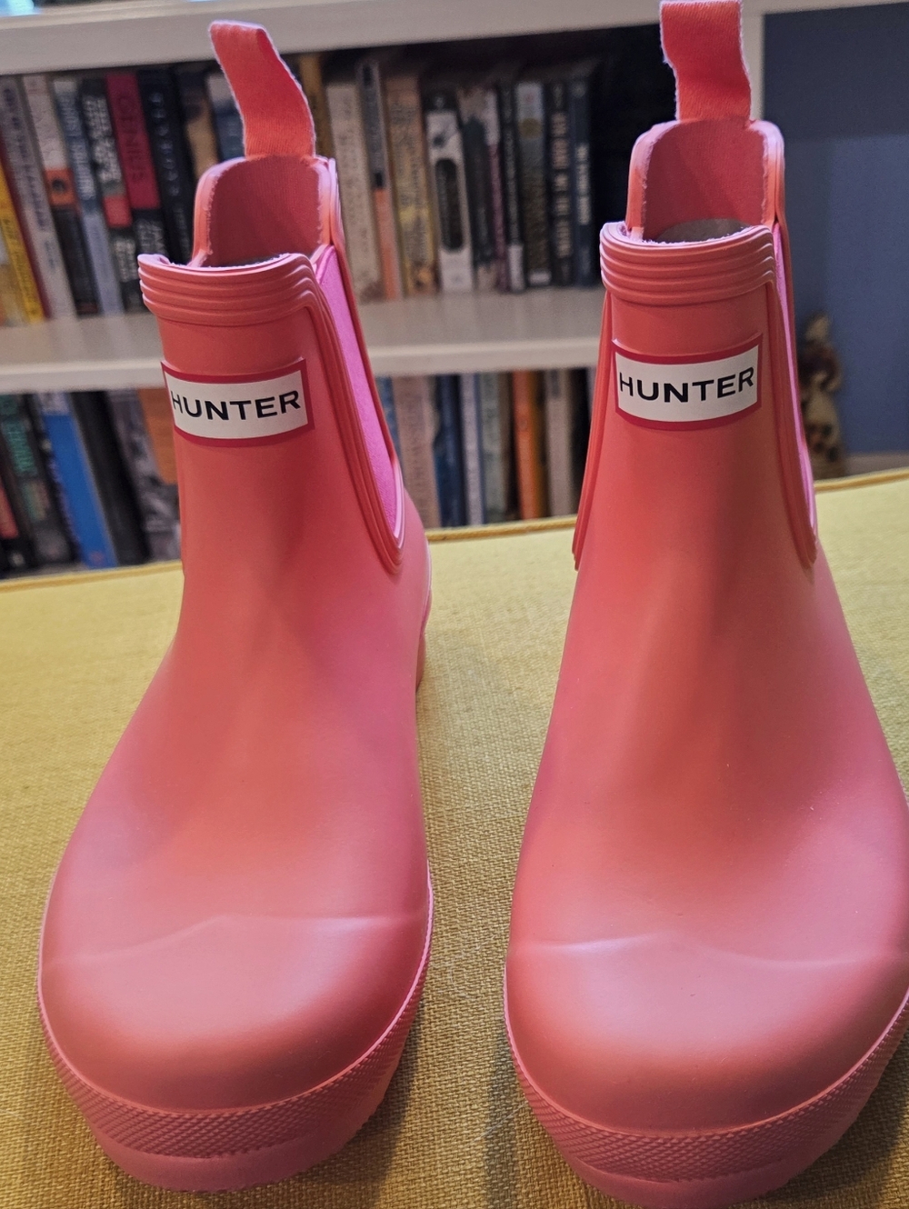 NWOT Hunter Women's PLAY™ Short Translucent Sole Rain Boots - Picture 2 of 8